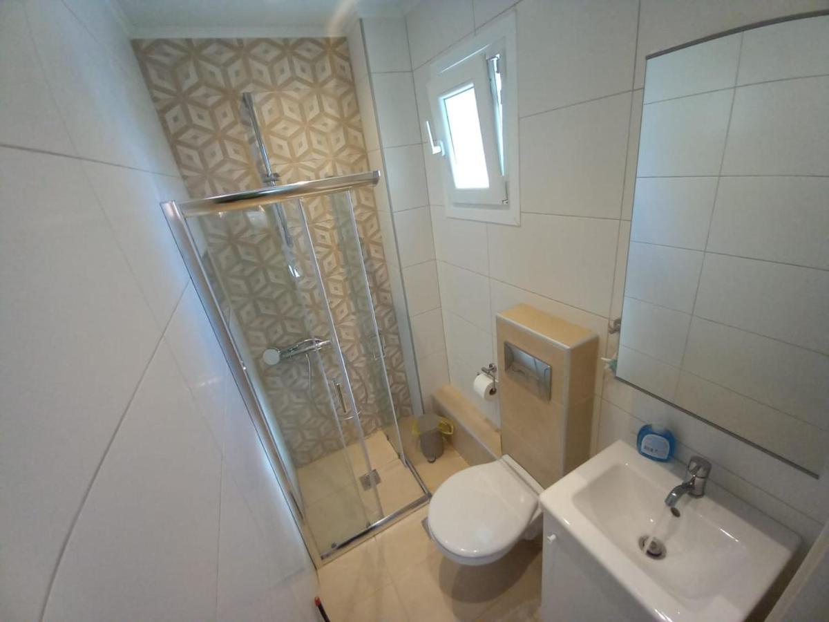 Elenis House Apartment Néa Péramos Bagian luar foto