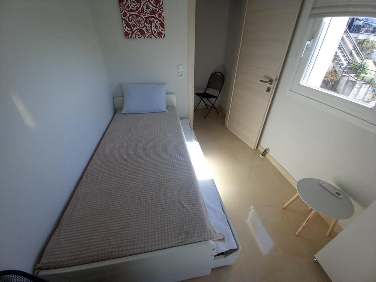 Elenis House Apartment Néa Péramos Bagian luar foto